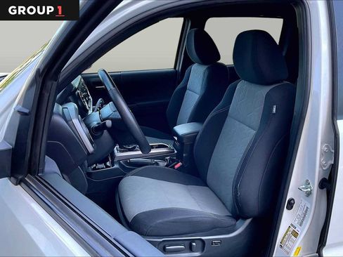 Certified 2023 Toyota Tacoma TRD Sport w/ Technology Package AWD/4WD image 9