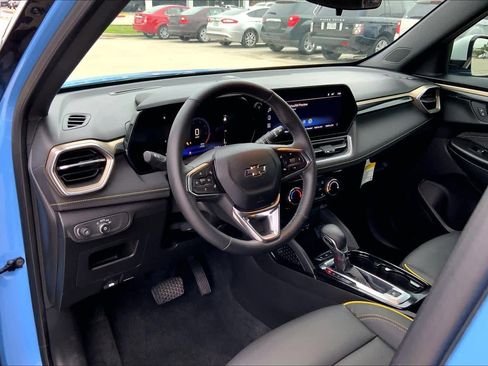 Used 2024 Chevrolet TrailBlazer ACTIV w/ Driver Confidence Package FWD image 17