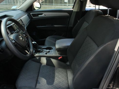 Used 2018 Volkswagen Atlas S image 13