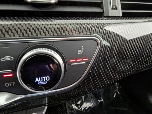 Used 2019 Audi S4 Premium Plus w/ Premium Plus Package image 18