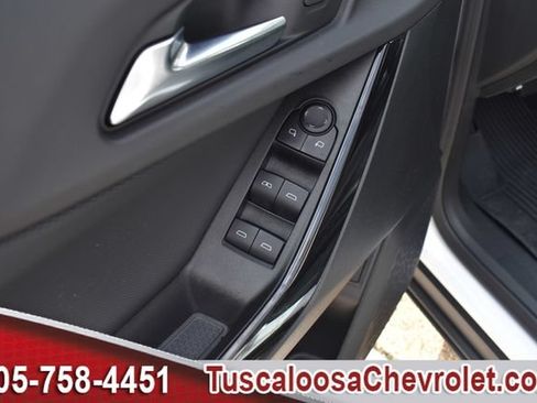 Used 2026 Chevrolet Equinox LT w/ Convenience Package II FWD image 18