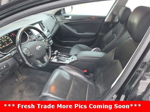 Used 2014 Kia Cadenza Premium w/ Technology Package image 2