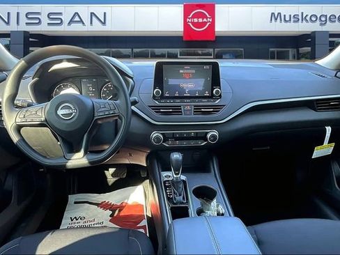 New 2025 Nissan Altima 2.5 S image 5