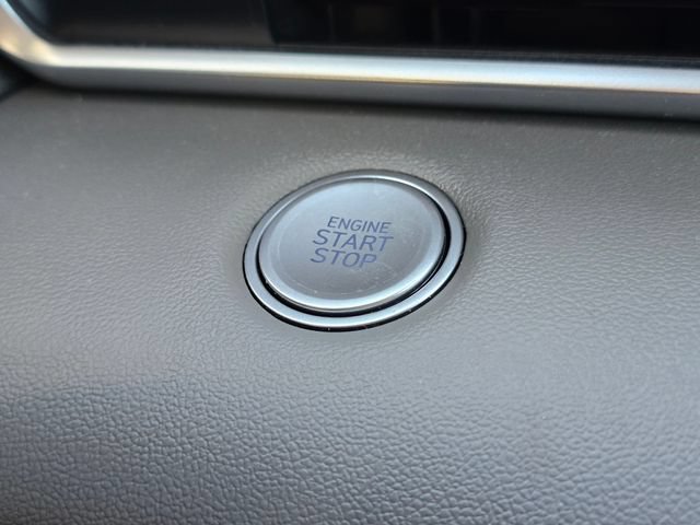 Certified 2025 Hyundai Elantra Hybrid FWD image 34