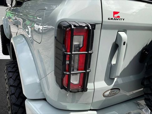 Used 2022 Ford Bronco Outer Banks AWD/4WD image 19