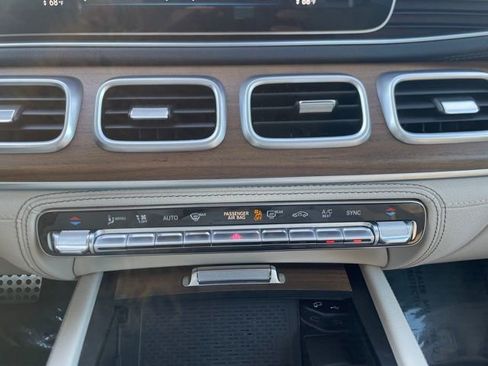 Certified 2022 Mercedes-Benz GLS 450 4MATIC image 42