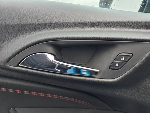 New 2026 Chevrolet Trax RS image 18