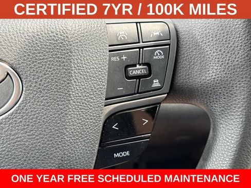 Used 2025 Toyota Camry LE AWD/4WD image 23