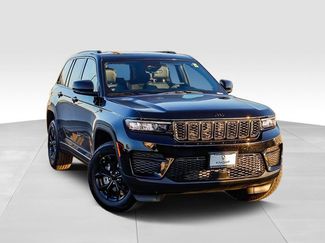 New 2025 Jeep Grand Cherokee Altitude video 2