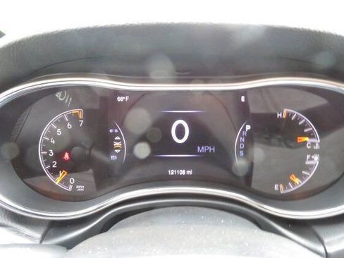 Used 2015 Jeep Grand Cherokee Laredo w/ Quick Order Package 23E AWD/4WD image 17