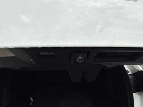 Used 2024 Buick Encore GX Preferred AWD/4WD image 14