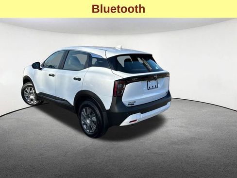 Used 2025 Nissan Kicks S image 10