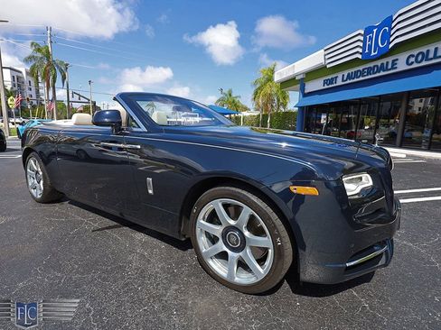Used 2016 Rolls-Royce Dawn RWD image 40