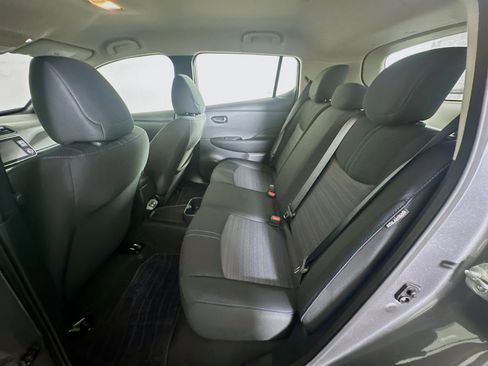 Used 2024 Nissan Leaf S FWD image 27