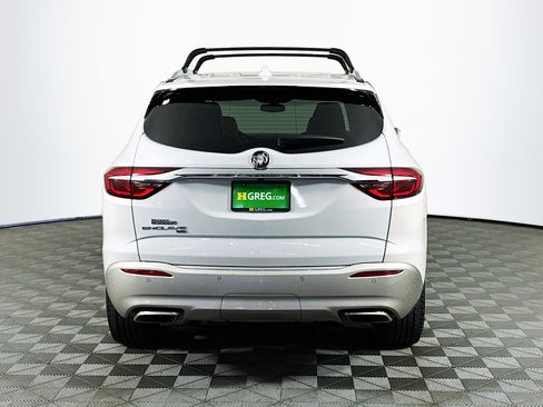 Used 2019 Buick Enclave Essence AWD/4WD image 8