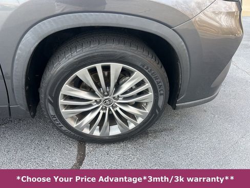 Used 2020 Toyota Highlander Platinum image 13