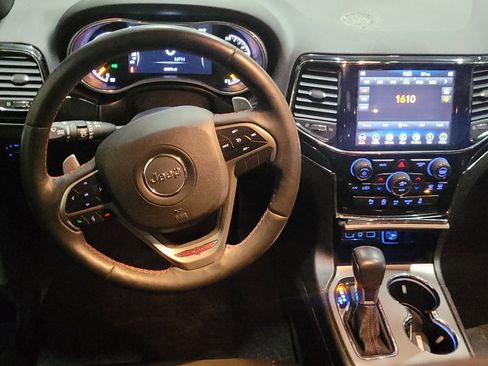 Used 2019 Jeep Grand Cherokee Trailhawk image 22