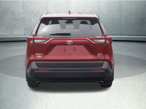 Certified 2025 Toyota RAV4 XLE w/ Convenience Package AWD/4WD image 15