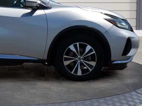 Used 2020 Nissan Murano SV AWD/4WD image 9