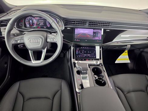 New 2026 Audi SQ7 Prestige AWD/4WD image 31
