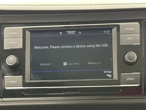 Certified 2023 Volkswagen Jetta SE w/ Panoramic Sunroof Package image 13