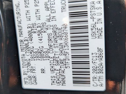 Used 2017 Toyota Tundra SR5 w/ SR5 Upgrade Package AWD/4WD image 22