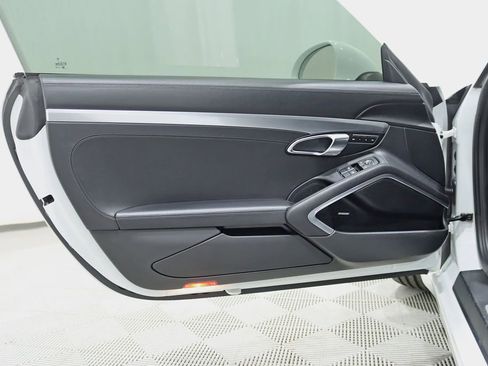 Used 2017 Porsche 911 Carrera S RWD image 32