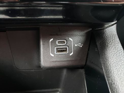 Used 2025 Jeep Compass Limited AWD/4WD image 22