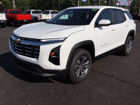 New 2027 Chevrolet Equinox LT FWD image 22