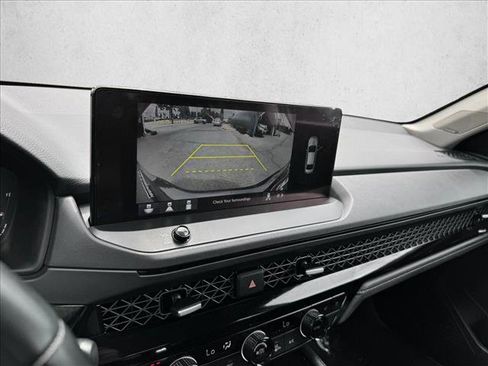 Used 2025 Honda Accord Touring image 14