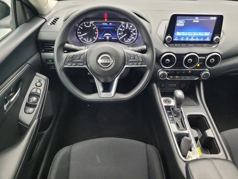 Used 2024 Nissan Sentra SV FWD image 22