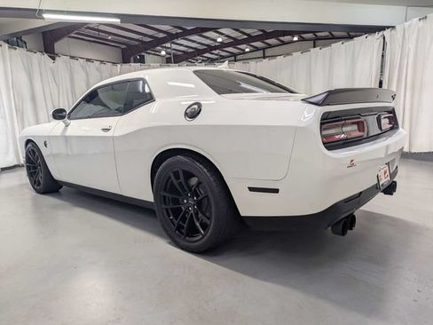 Used 2023 Dodge Challenger SRT Hellcat RWD image 4