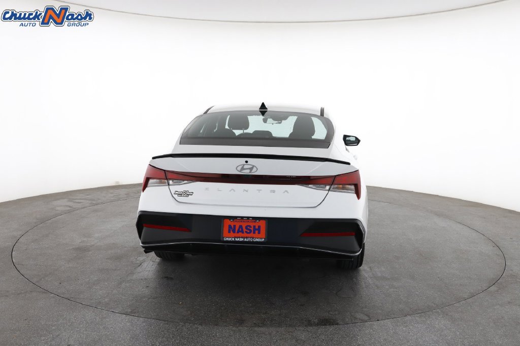 Used 2026 Hyundai Elantra Sport FWD image 11