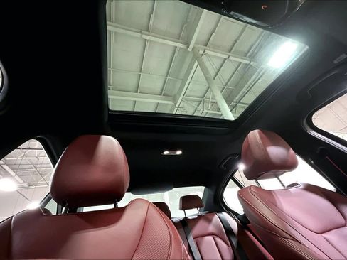 Used 2024 BMW 330i xDrive Sedan w/ Convenience Package image 13