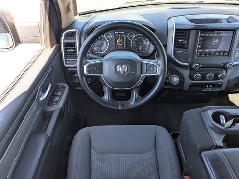 Used 2020 RAM 1500 Big Horn AWD/4WD image 30