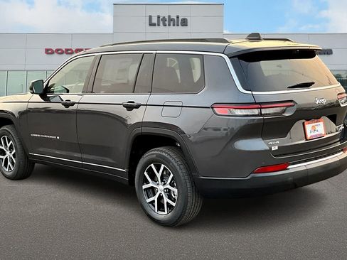 New 2025 Jeep Grand Cherokee L Limited w/ Luxury Tech Group II AWD/4WD image 4