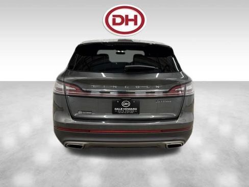 Used 2020 Lincoln Nautilus Reserve AWD/4WD image 12