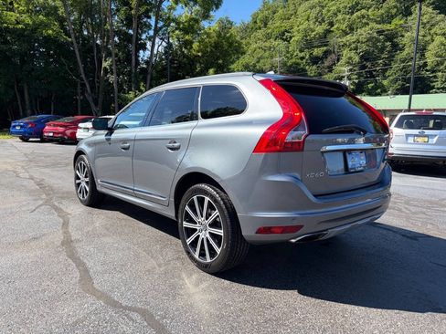 Used 2017 Volvo XC60 T6 Inscription w/ Climate Package AWD/4WD image 7