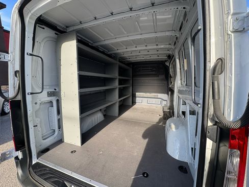 Used 2022 Mercedes-Benz Sprinter 1500 image 12