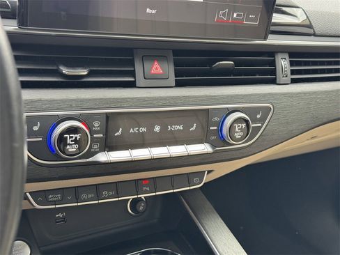 Used 2021 Audi A4 2.0T Premium w/ Convenience Package image 23