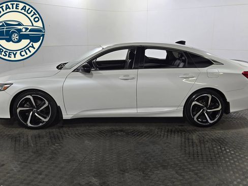 Used 2021 Honda Accord Sport Special Edition image 4