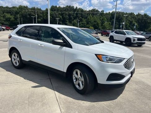 Used 2023 Ford Edge SE AWD/4WD image 10