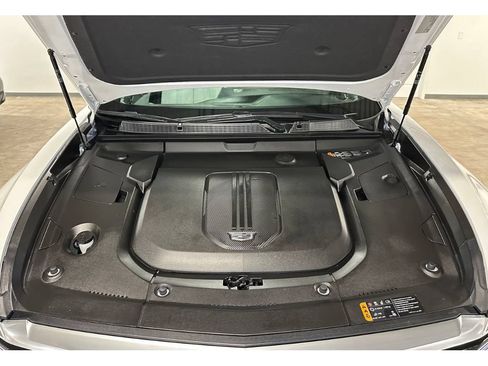 Used 2024 Cadillac Lyriq Luxury RWD image 4