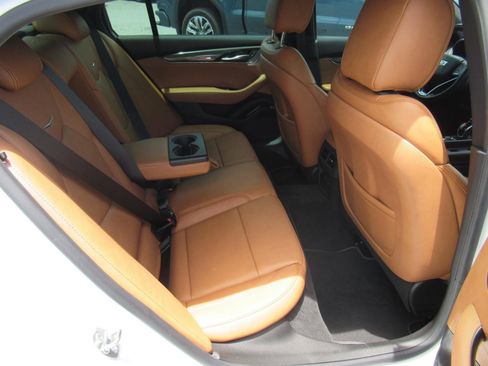 Used 2024 Cadillac CT5 V w/ Platinum Package AWD/4WD image 31