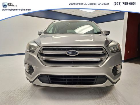 Used 2017 Ford Escape SE FWD image 10