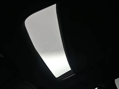 Certified 2024 Honda Passport EX-L image 19