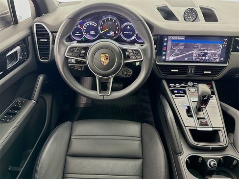 Certified 2023 Porsche Cayenne image 25