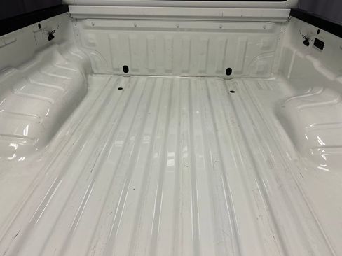 Used 2025 Nissan Frontier SV RWD image 22