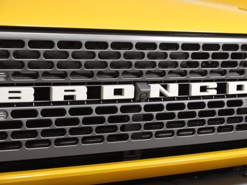 Used 2021 Ford Bronco Badlands AWD/4WD image 17