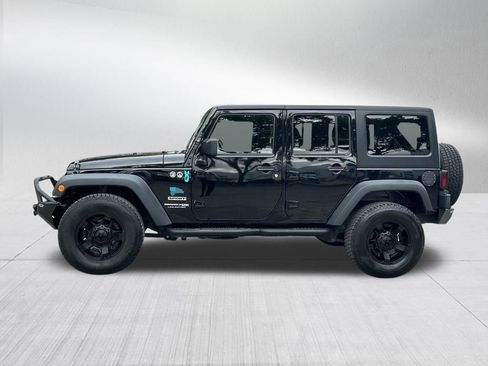 Used 2018 Jeep Wrangler Unlimited Sport S AWD/4WD image 8